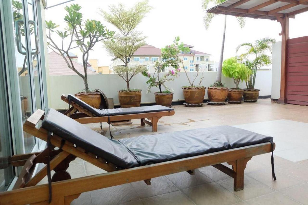 Oyo 1097 Thep Apartment Pattaya Εξωτερικό φωτογραφία