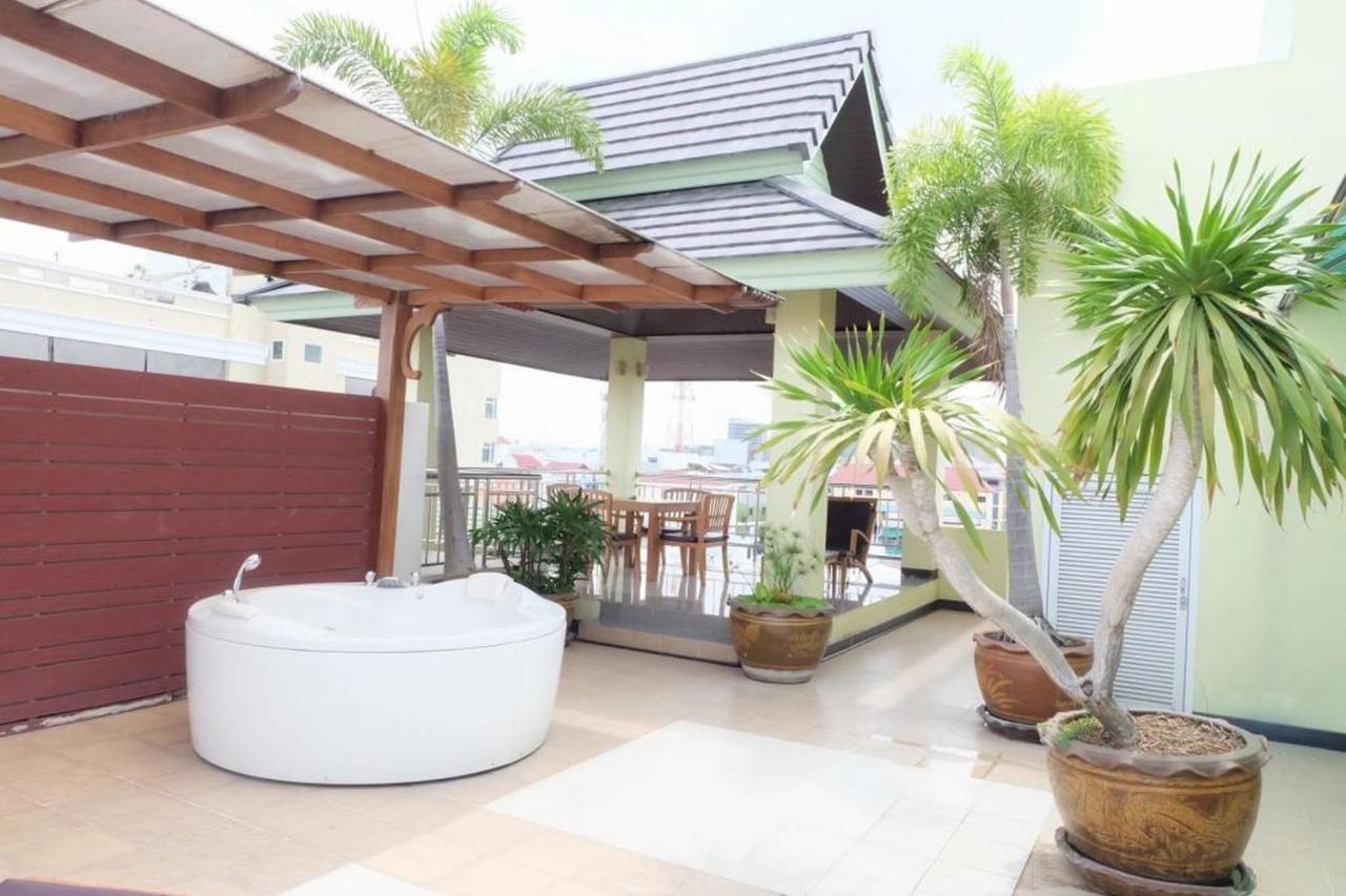 Oyo 1097 Thep Apartment Pattaya Εξωτερικό φωτογραφία
